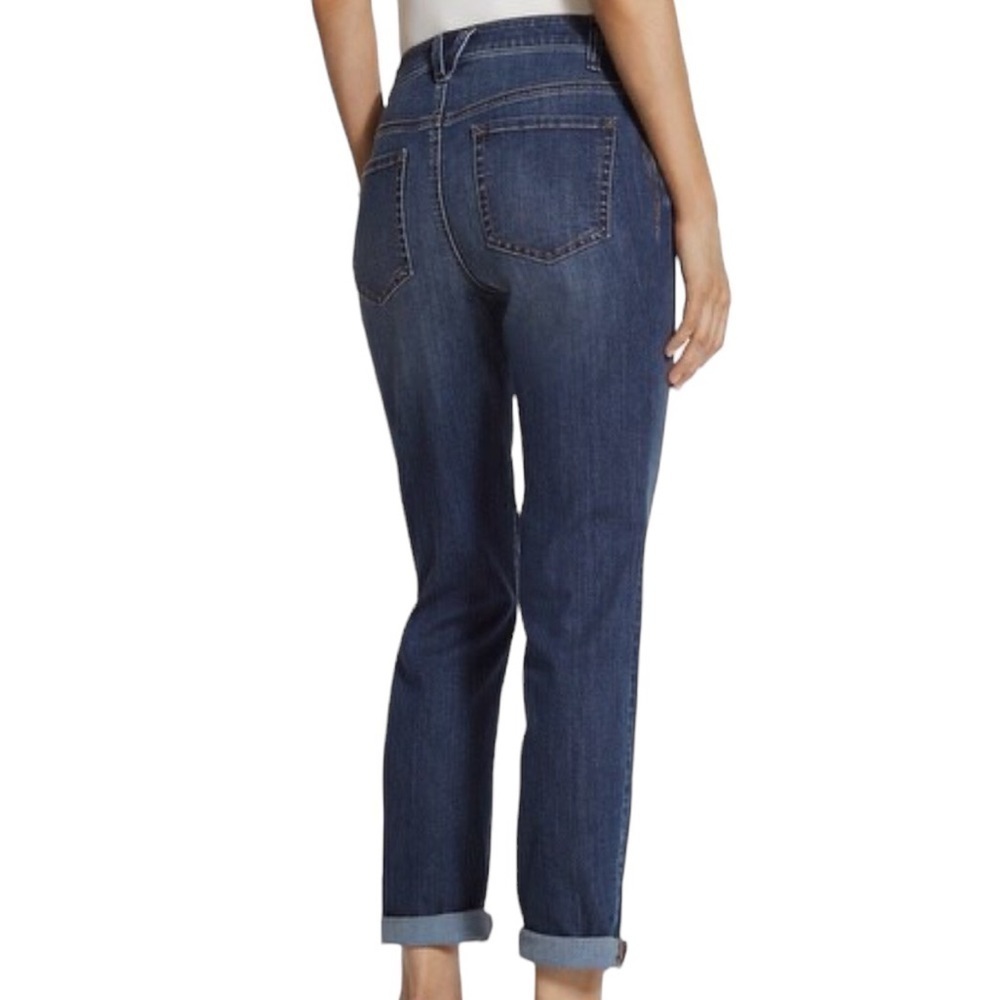 Chico’s Platinum Distressed Skimmer Jeans Size 8